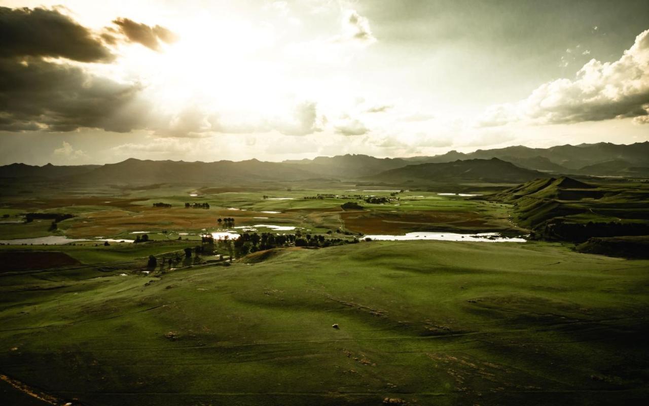 Penwarn Farm Lodge Drakensberg Garden Exterior foto